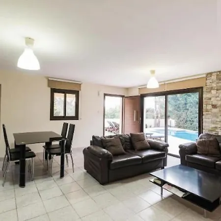 Willa Vounos - 5 Bedroom En-suit With Pvt Pool Pissouri