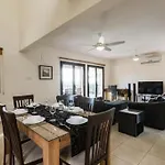 Villa Vounos - 5 Bedroom En-suit With Pvt Pool *