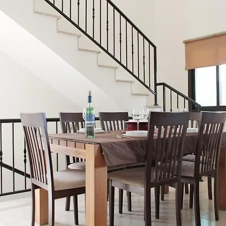 Vounos - 5 Bedroom En-suit With Pvt Pool Pissouri