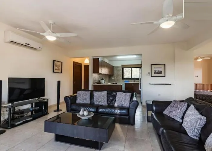 Vila Vounos - 5 Bedroom En-suit With Pvt Pool Pissouri